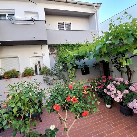 Eli Appartement Pag Town